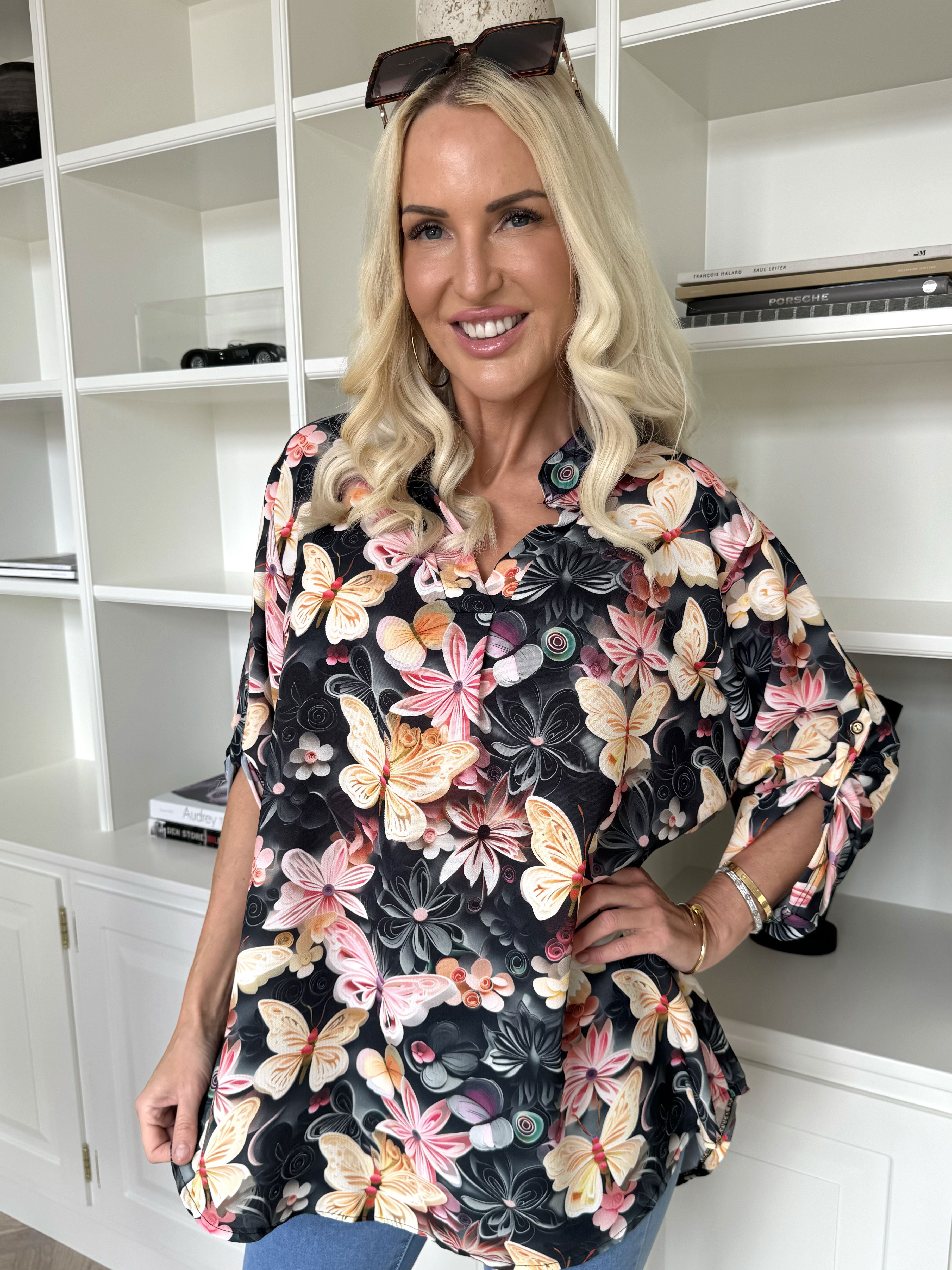 Vanesa Butterfly - Söt tunika i viskos med fjärilsmönster